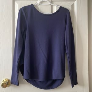 Navy blue long sleeve workout top